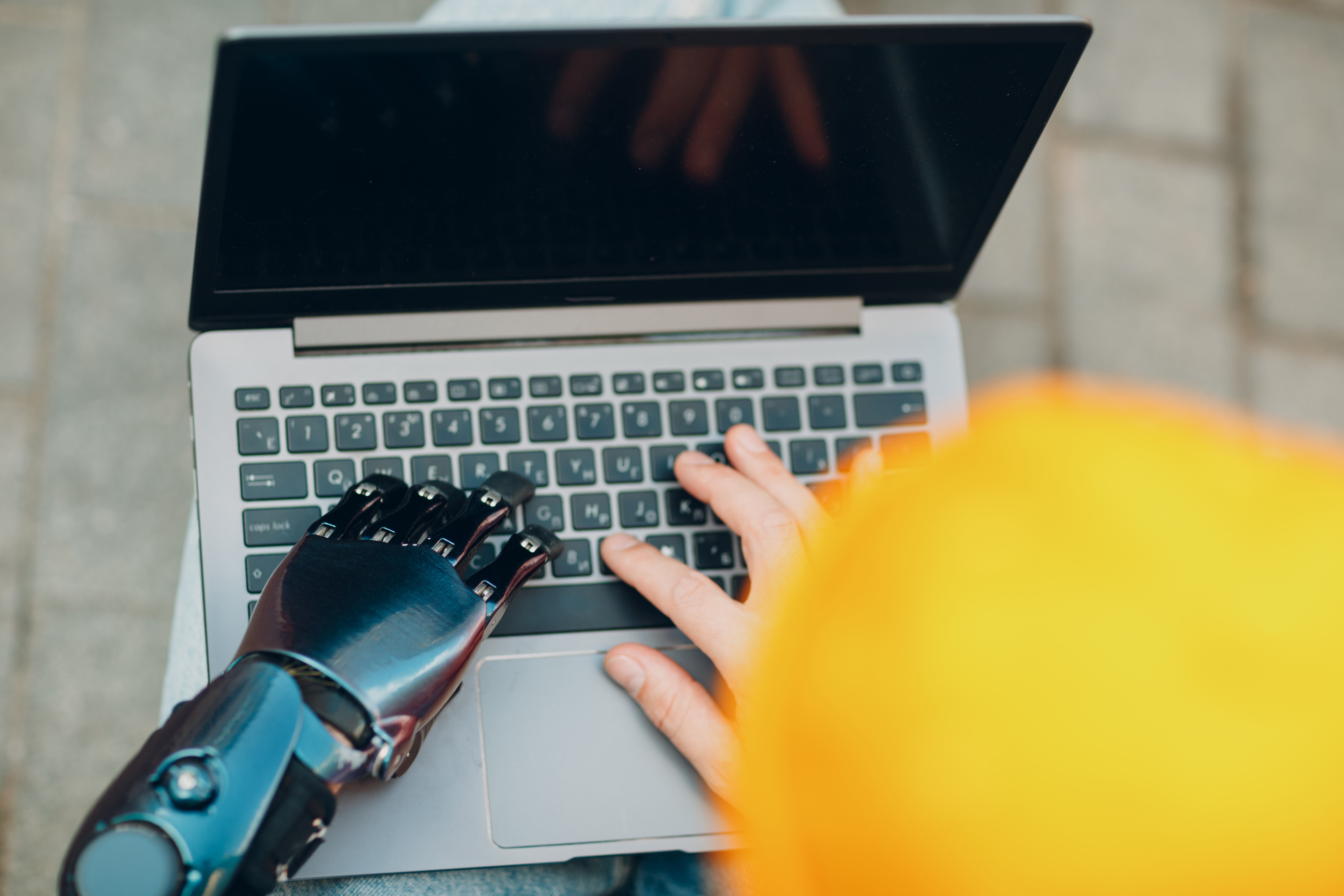 Die Website für Menschen mit körperlichen Beeinträchtigungen zugänglicher machen